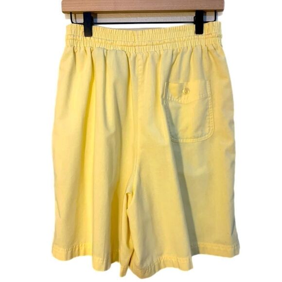 Croft & Barrow & Karen Scott Floral Yellow Top,
Elastic Waist Pull On Shorts M/8 - Picture 8 of 15